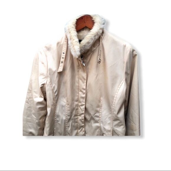 Master Max Jacket With Rabbit Fur Trim - Picture 9 of 9